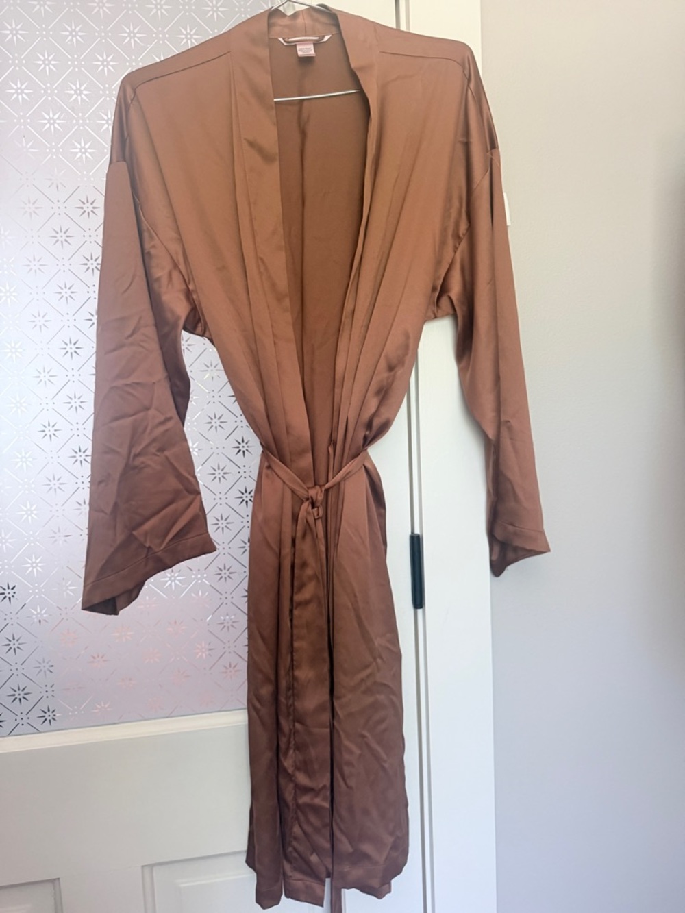 Victoria's Secret Satin Kimono Robe in Brown M/L